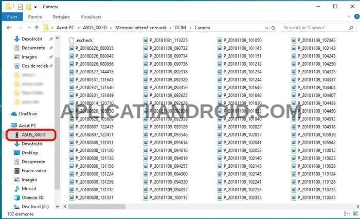 Poza cu un telefon Android conectat la pc Windows prin cablu USB