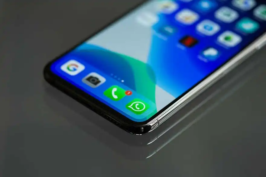 Cum să faci backup și să restaurezi conversațiile din WhatsApp